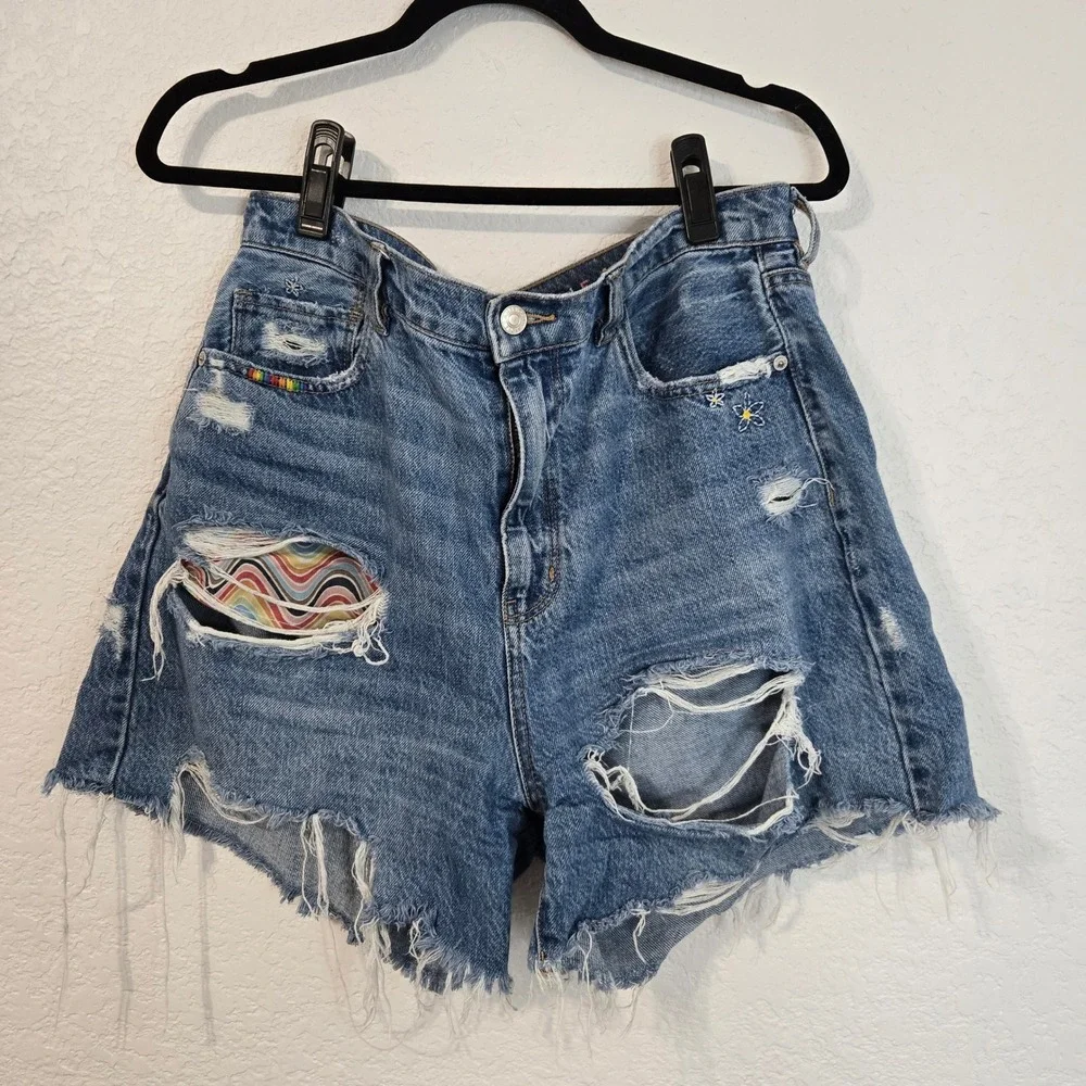 American Eagle Highest Rise Baggy Short Denim Pride Shorts Women's Size 14